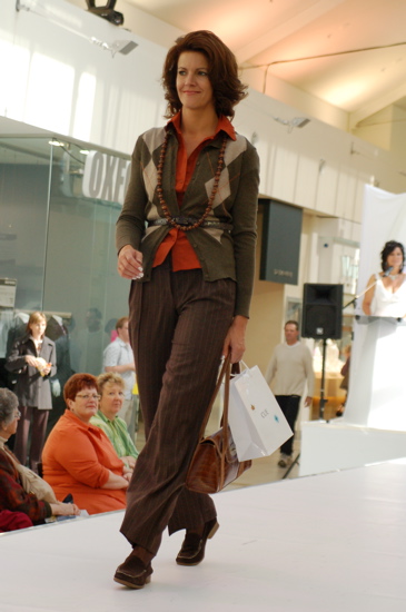 Argyle cardigan with high-waisted pants